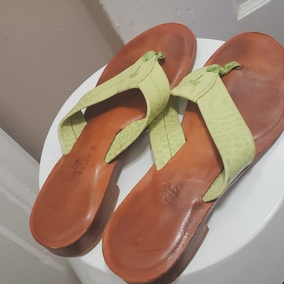 Eliza B Genuine Leather LemonThong Slippers Size 8 🌴 - Picture 6 of 7